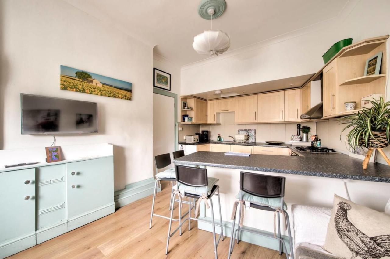 Guestready - Cosy Home 5 Minutes From Waverley! Edinburgh Exterior foto