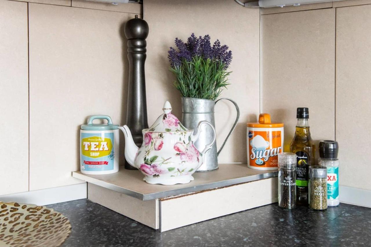 Guestready - Cosy Home 5 Minutes From Waverley! Edinburgh Exterior foto
