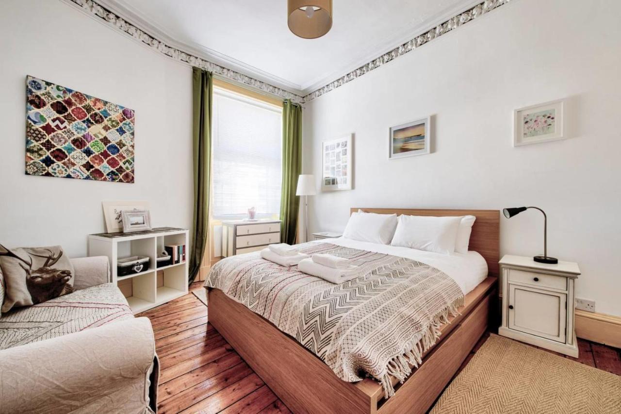 Guestready - Cosy Home 5 Minutes From Waverley! Edinburgh Exterior foto